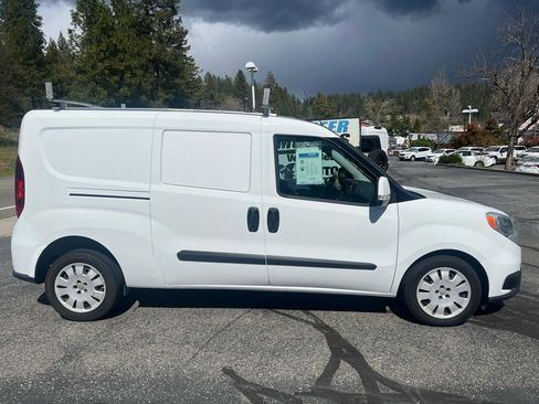 Used 2021 RAM ProMaster City Tradesman SLT FWD image 2
