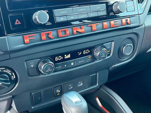 Certified 2025 Nissan Frontier PRO-4X AWD/4WD image 12