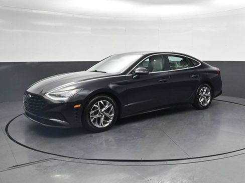 Used 2023 Hyundai Sonata SEL w/ Preferred Accessory Package FWD image 9