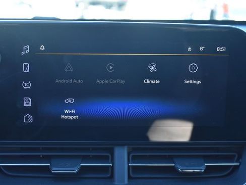 Certified 2024 Chevrolet Trax LT w/ Driver Confidence Package image 27