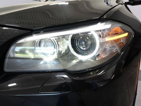Used 2015 BMW 528i xDrive Sedan AWD/4WD image 33
