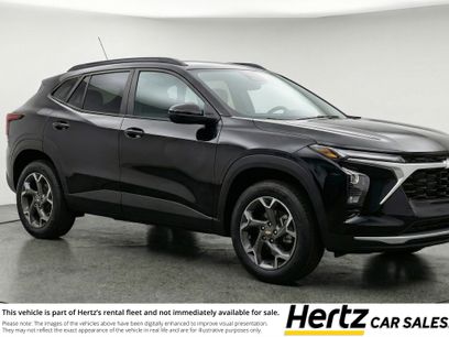 Used 2025 Chevrolet Trax LT