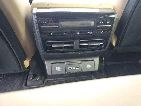 Used 2023 Acura MDX Advance image 13