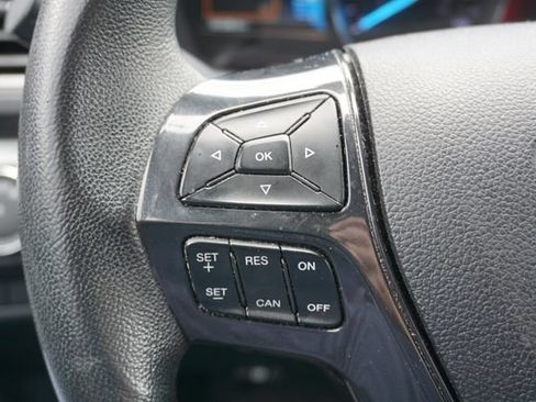Used 2018 Ford Explorer XLT w/ Equipment Group 201A FWD image 27