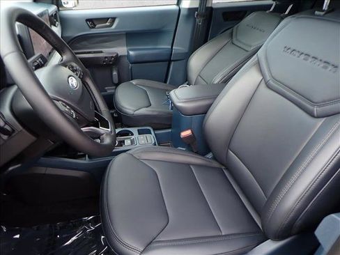 New 2026 Ford Maverick Lariat w/ Black Appearance Package image 10