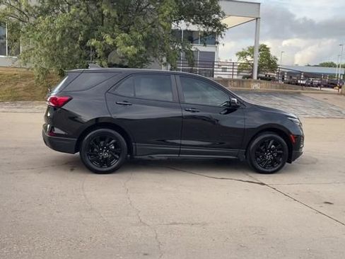 Used 2024 Chevrolet Equinox LS w/ Midnight Edition FWD image 9