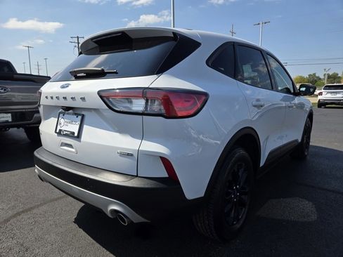 Used 2020 Ford Escape SE Sport image 37