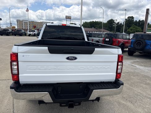 Used 2021 Ford F350 XLT AWD/4WD image 4