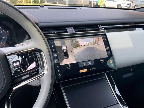 Certified 2026 Land Rover Range Rover Velar Dynamic SE AWD/4WD image 6