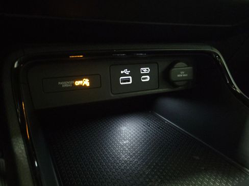 Certified 2024 Honda CR-V Sport image 33