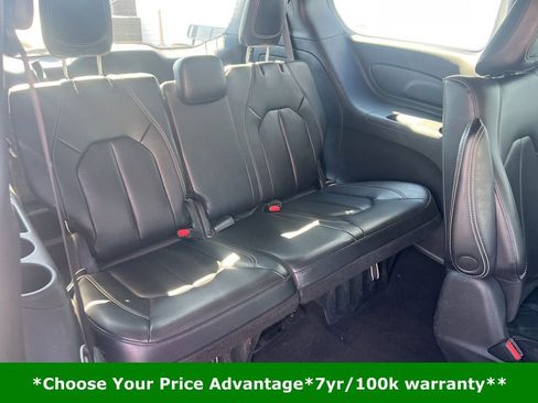 Certified 2022 Chrysler Pacifica Touring-L w/ S Appearance Package image 21