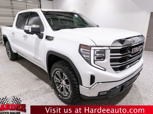 Used 2025 GMC Sierra 1500 SLT AWD/4WD image 6