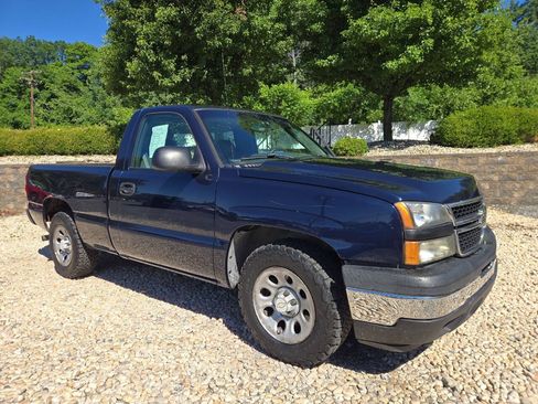 Used 2006 Chevrolet Silverado 1500 W/T RWD image 1