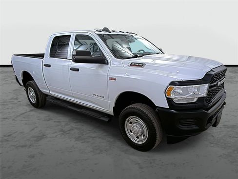 Used 2022 RAM 2500 Tradesman AWD/4WD image 3