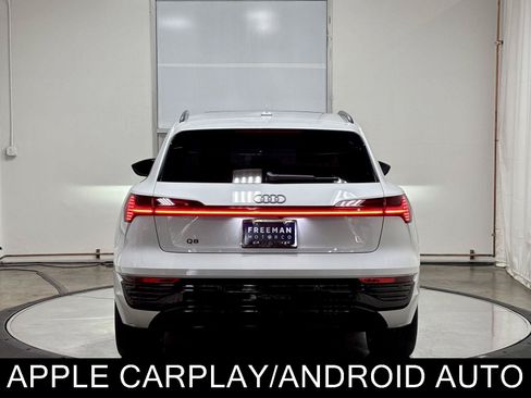 Used 2024 Audi Q8 e-tron Premium Plus w/ Premium Plus Package AWD/4WD image 8