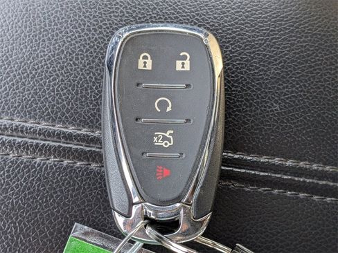 Used 2024 Chevrolet Malibu LT image 32