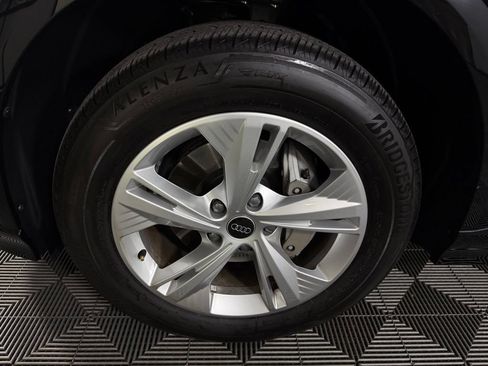 Used 2025 Audi Q6 e-tron Premium Plus w/ Premium Plus RWD image 12