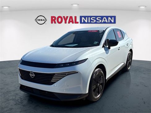 Used 2025 Nissan Murano SV image 3