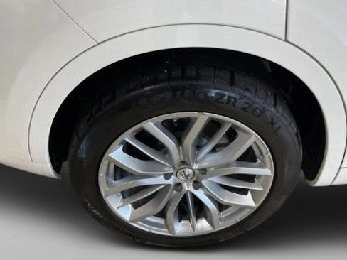 Used 2021 Maserati Levante S GranLusso image 20