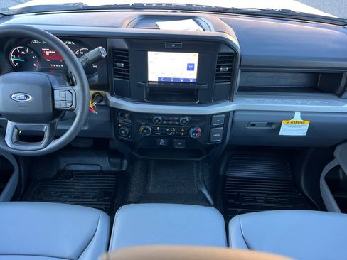 New 2026 Ford F550 4x4 Crew Cab Super Duty image 3