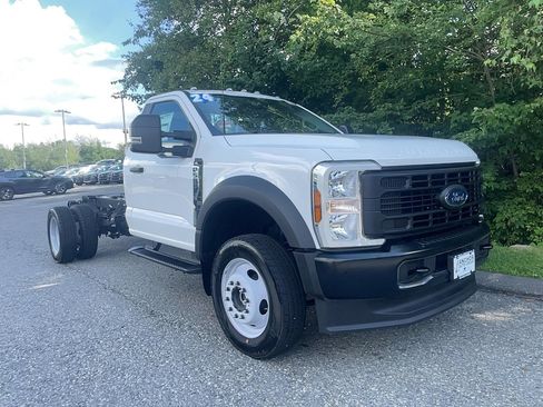 Used 2024 Ford F550 4x4 Regular Cab Super Duty image 1