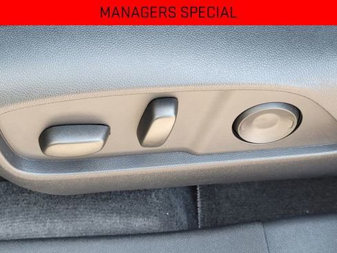 New 2026 GMC Terrain Denali w/ LPO, Black Badging Package image 24