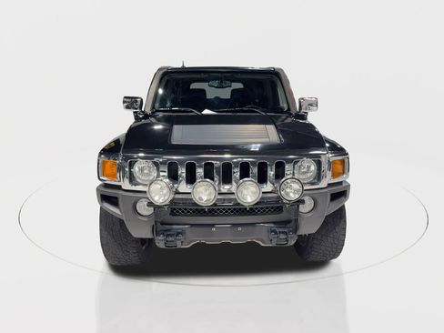 Used 2010 HUMMER H3 image 4