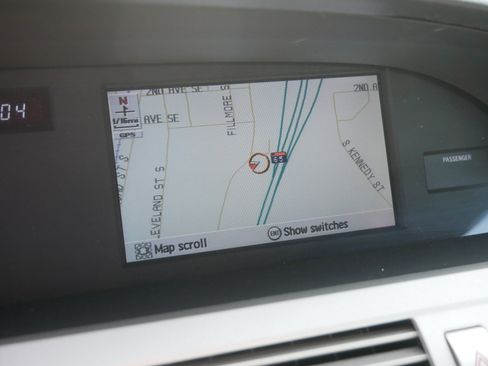 Used 2006 Toyota Avalon Limited FWD image 34