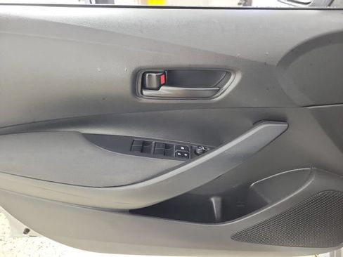 Used 2023 Toyota Corolla LE FWD image 21