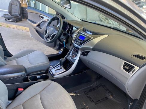Used 2013 Hyundai Elantra GLS w/ Preferred Pkg FWD image 26