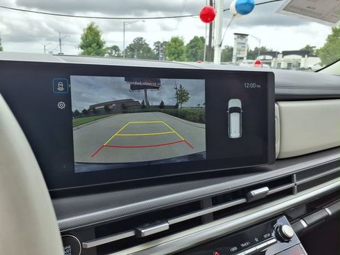 Used 2025 Hyundai Santa Fe SEL FWD image 29