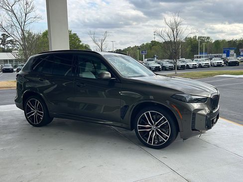 New 2026 BMW X5 sDrive40i image 7