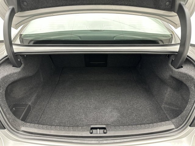 Certified 2024 Volvo S60 B5 Plus AWD/4WD image 24