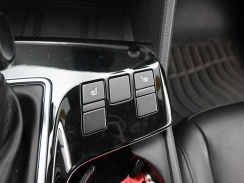 Used 2024 Kia Sportage EX FWD image 31