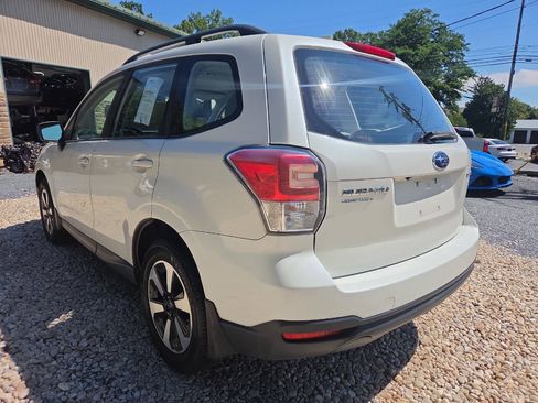 Used 2018 Subaru Forester 2.5i w/ Alloy Wheel Package AWD/4WD image 4