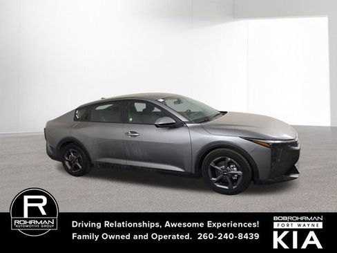 Certified 2025 Kia K4 LXS image 5