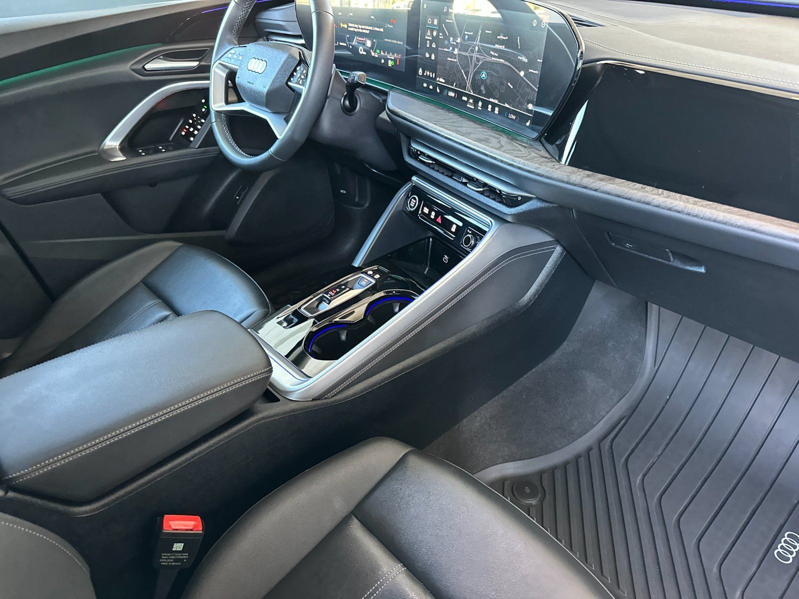 Used 2025 Audi Q5 Premium w/ Convenience Package AWD/4WD image 17