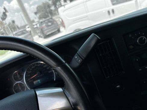 Used 2017 Chevrolet Express 2500 LS image 15