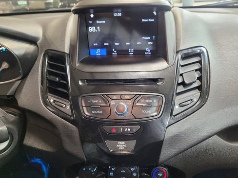 Used 2019 Ford Fiesta SE w/ Equipment Group 201A image 25