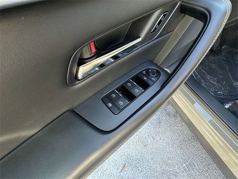 Used 2025 MAZDA CX-70 3.3 Turbo w/ Premium Plus Pkg image 13