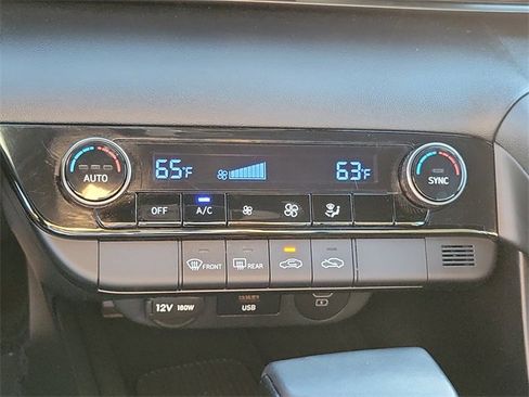 Used 2025 Hyundai Elantra Sport image 10