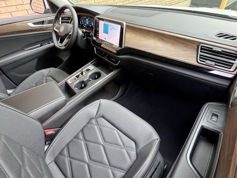 New 2026 Volkswagen Atlas SE AWD/4WD image 13