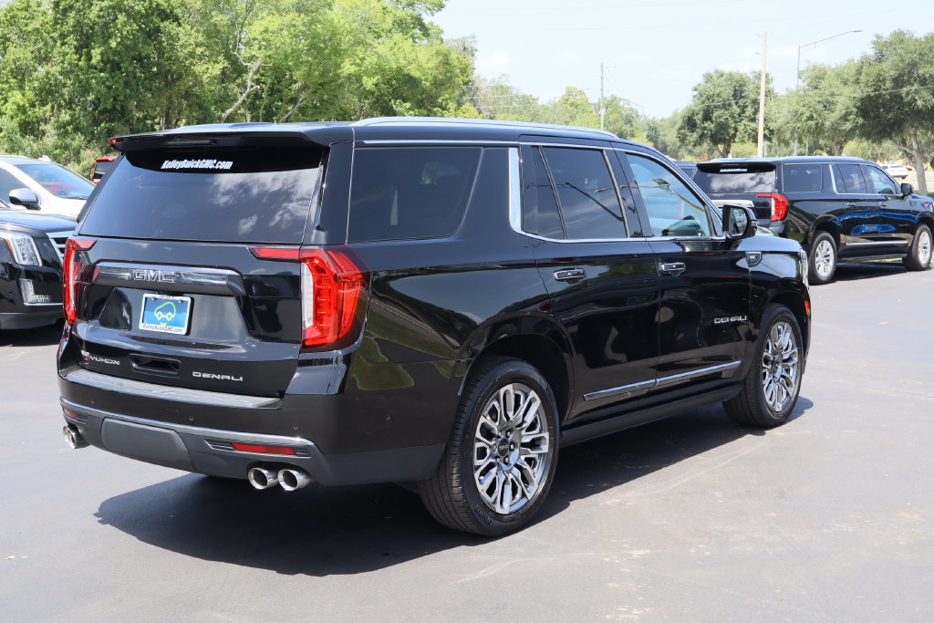 Certified 2023 GMC Yukon Denali Ultimate AWD/4WD image 9