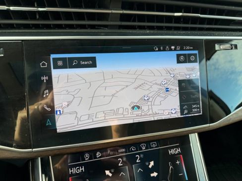 Used 2023 Audi Q7 3.0T Prestige image 16