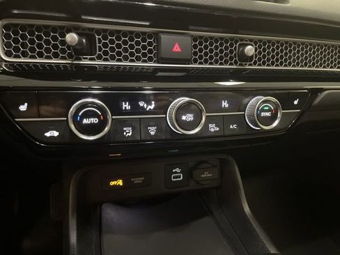 Certified 2023 Honda Civic EX image 18