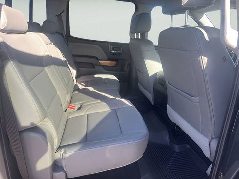 Used 2018 Chevrolet Silverado 1500 LTZ w/ LTZ Plus Package image 17