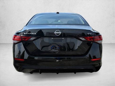 Used 2024 Nissan Sentra SV FWD image 5