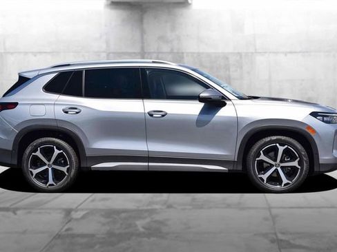 New 2026 Volkswagen Tiguan SE FWD image 5