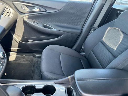Used 2024 Chevrolet Malibu LT FWD image 13