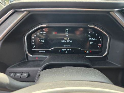 Used 2024 GMC Sierra 1500 Denali w/ Technology Package AWD/4WD image 32